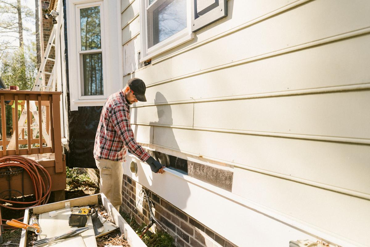 Professional Siding Installation and Repair Services​ in Lake Charles, LA